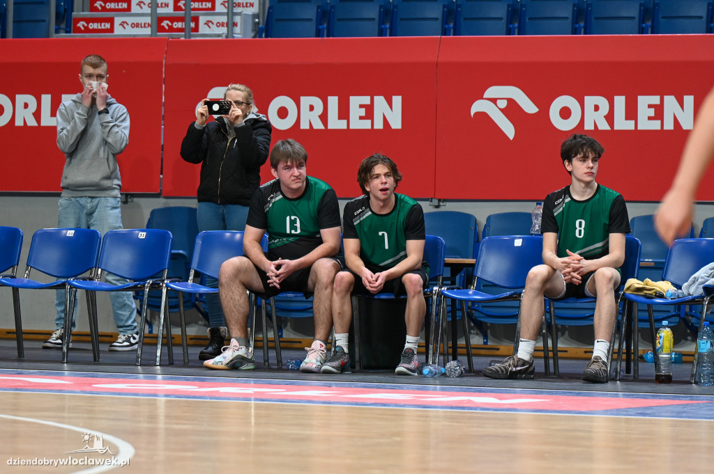 Turniej High School Basketball 3 w Hali Mistrzów