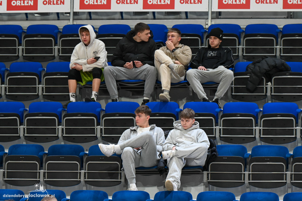 Turniej High School Basketball 3 w Hali Mistrzów