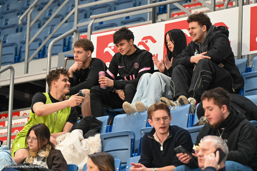 Turniej High School Basketball 3 w Hali Mistrzów