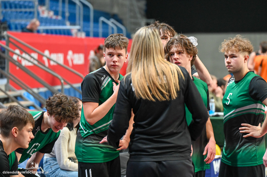Turniej High School Basketball 3 w Hali Mistrzów