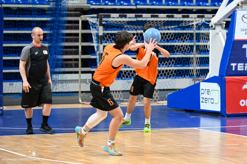 Turniej High School Basketball 3 w Hali Mistrzów