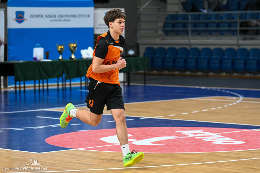 Turniej High School Basketball 3 w Hali Mistrzów