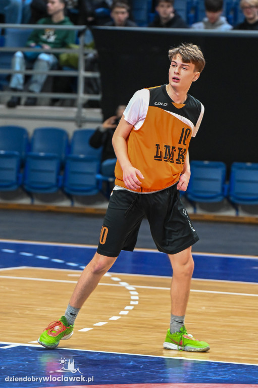 Turniej High School Basketball 3 w Hali Mistrzów