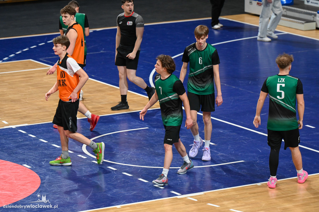 Turniej High School Basketball 3 w Hali Mistrzów