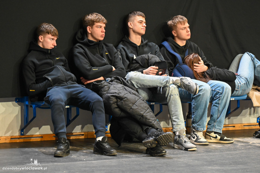 Turniej High School Basketball 3 w Hali Mistrzów
