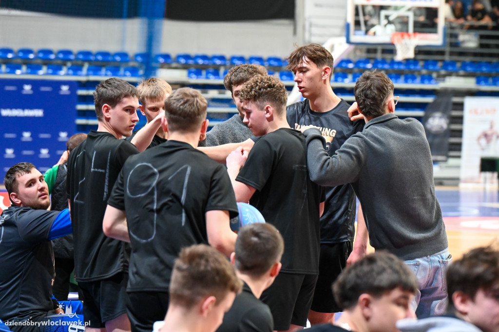 Turniej High School Basketball 3 w Hali Mistrzów