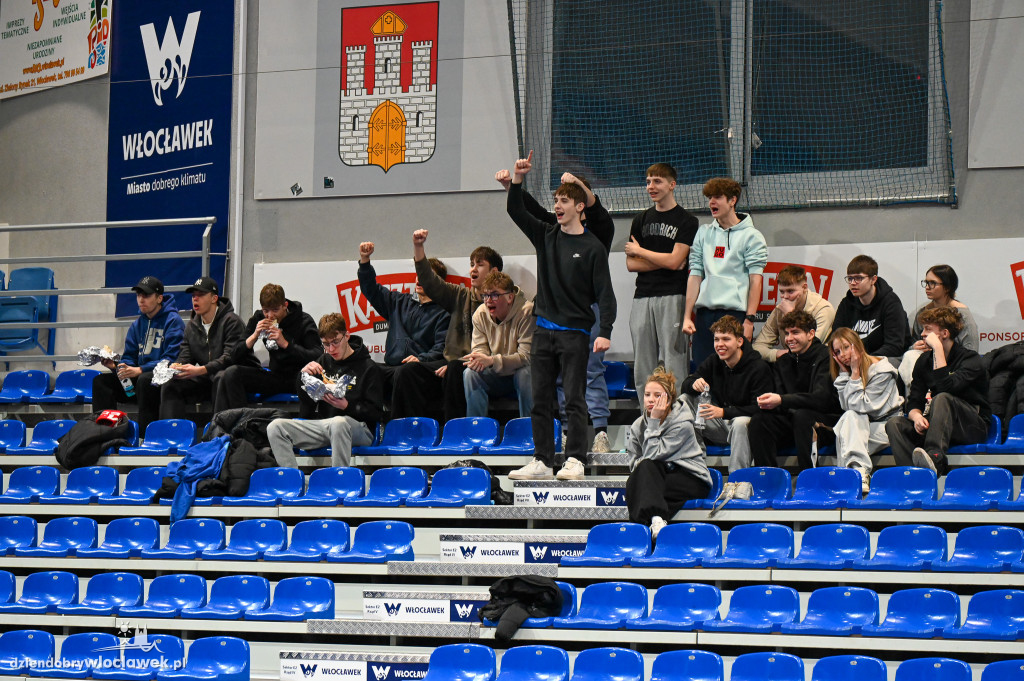 Turniej High School Basketball 3 w Hali Mistrzów