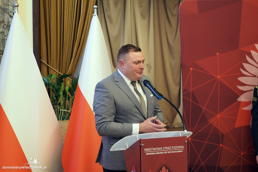 Nowy komendant PSP we Włocławku. Uroczysta zmiana