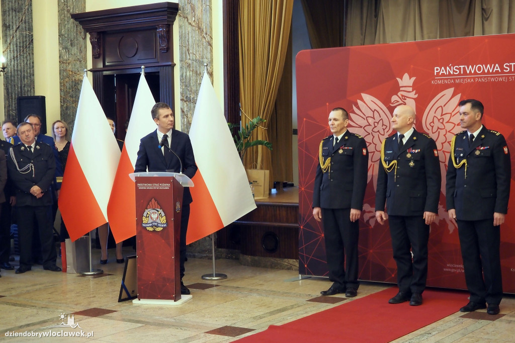 Nowy komendant PSP we Włocławku. Uroczysta zmiana