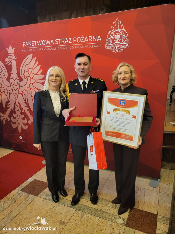 Nowy komendant PSP we Włocławku. Uroczysta zmiana