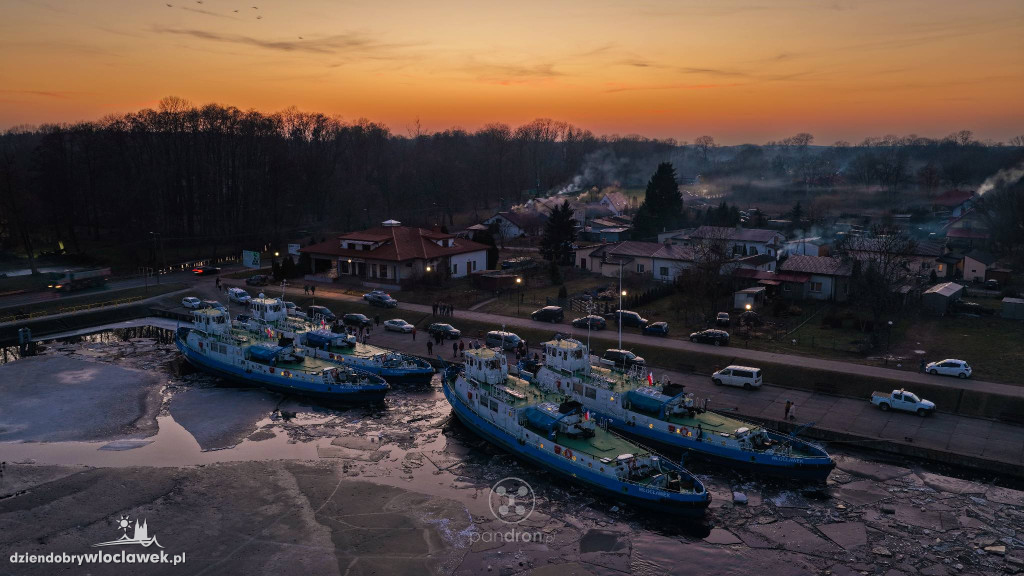 Włocławskie lodołamacze w obiektywie Czytelników DD