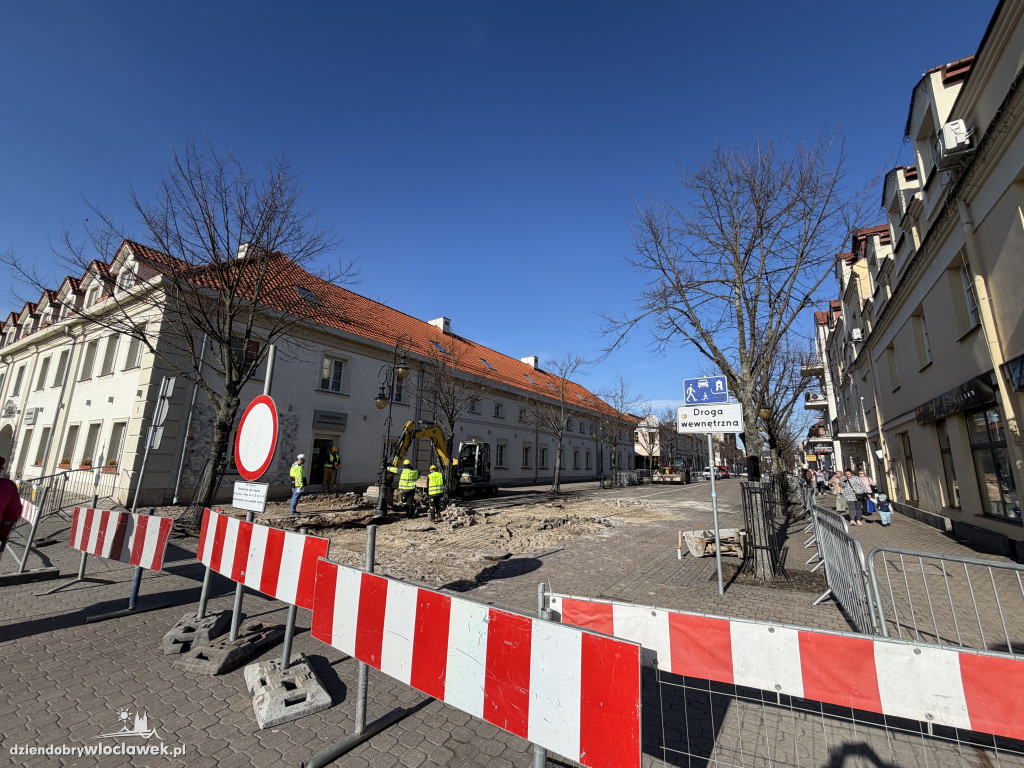 Budowa woonerfu na 3 Maja rozpoczęta