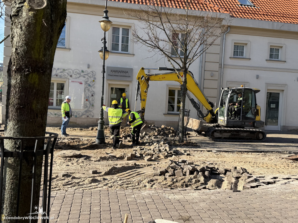 Budowa woonerfu na 3 Maja rozpoczęta
