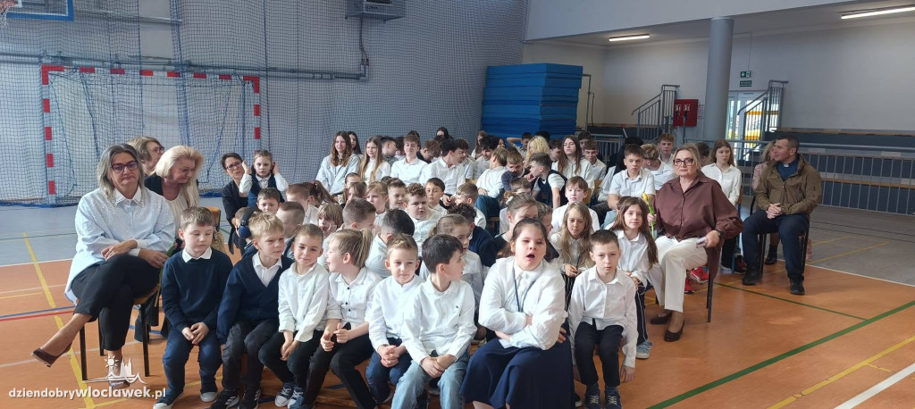 Dzień Kobiet w szkole w Kruszynie