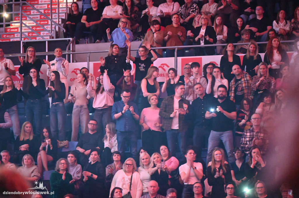 Kayah i Perfect porwali publiczność. Powiatowy Dzień Kobiet