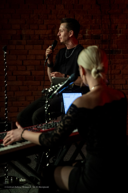 Koncert na Dzień Kobiet ,,Dobry wieczór: Błogo”