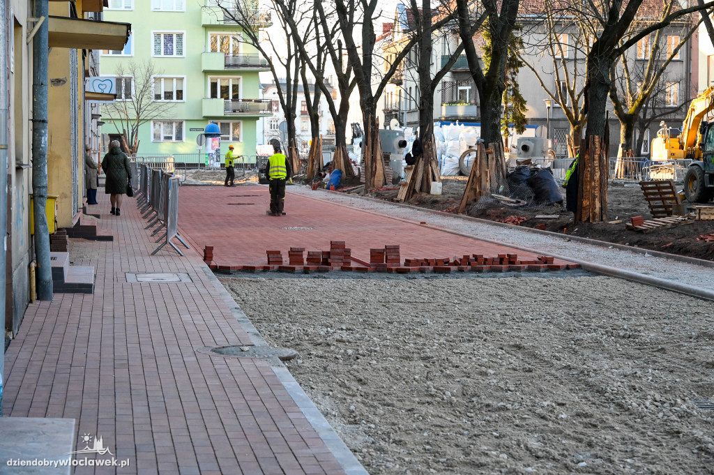 Na Jagiellońskiej pojawiła się kostka brukowa