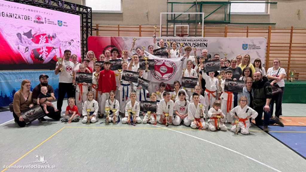 Karatecy z Włocławka z medalami