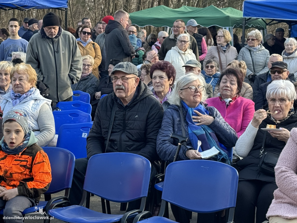 Święto Żuru Kujawskiego w Klubie  Łęg