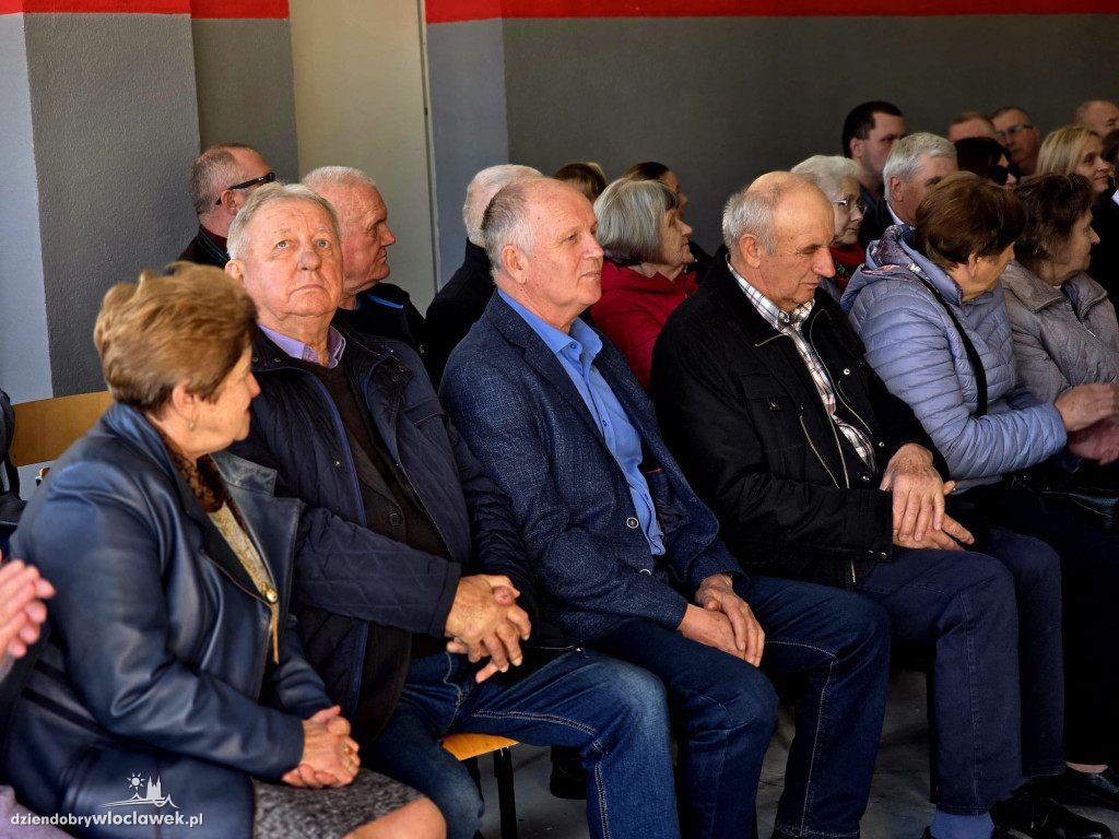 Nowy garaż w OSP Śmiłowice. Uroczyste otwarcie i odznaczenia