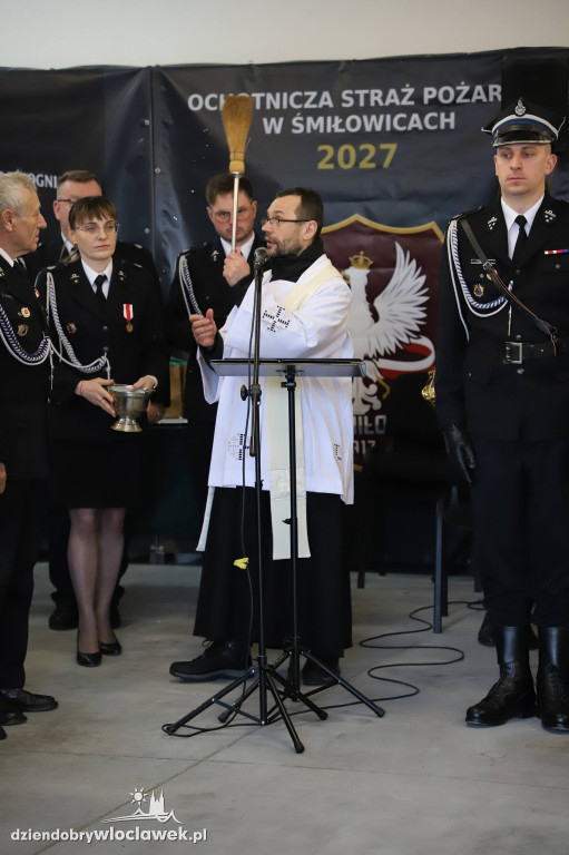 Nowy garaż w OSP Śmiłowice. Uroczyste otwarcie i odznaczenia