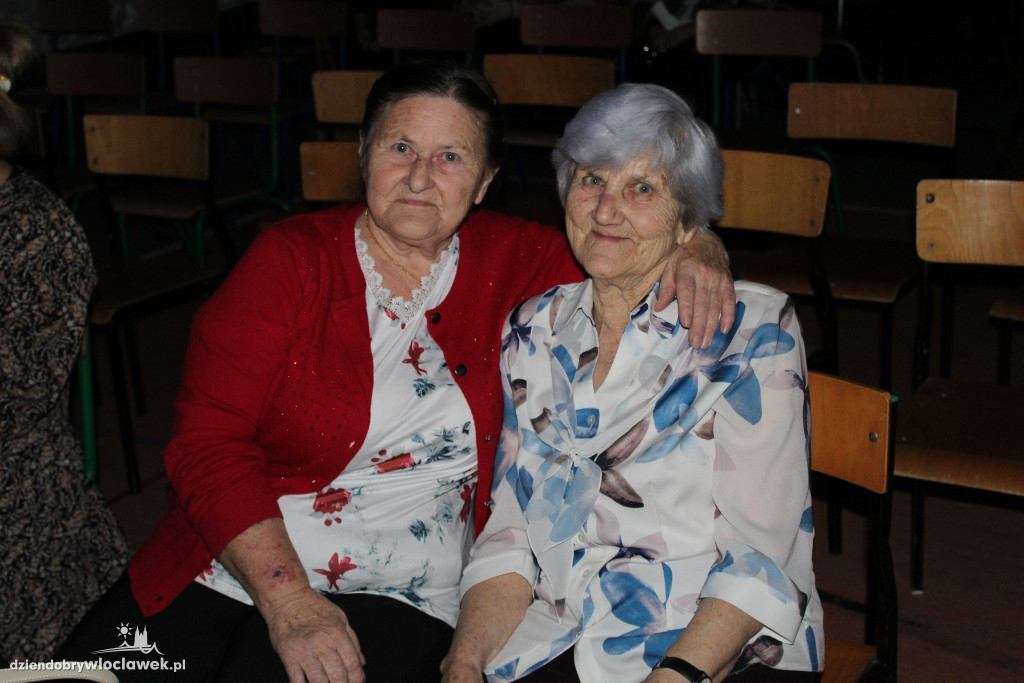 Gminny Dzień Kobiet w Bobrownikach