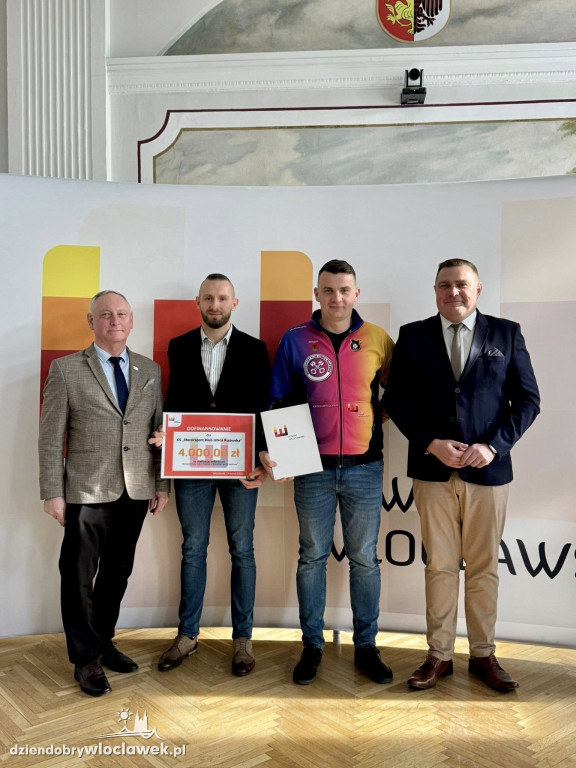Powiat wsparł lokalne kluby sportowe