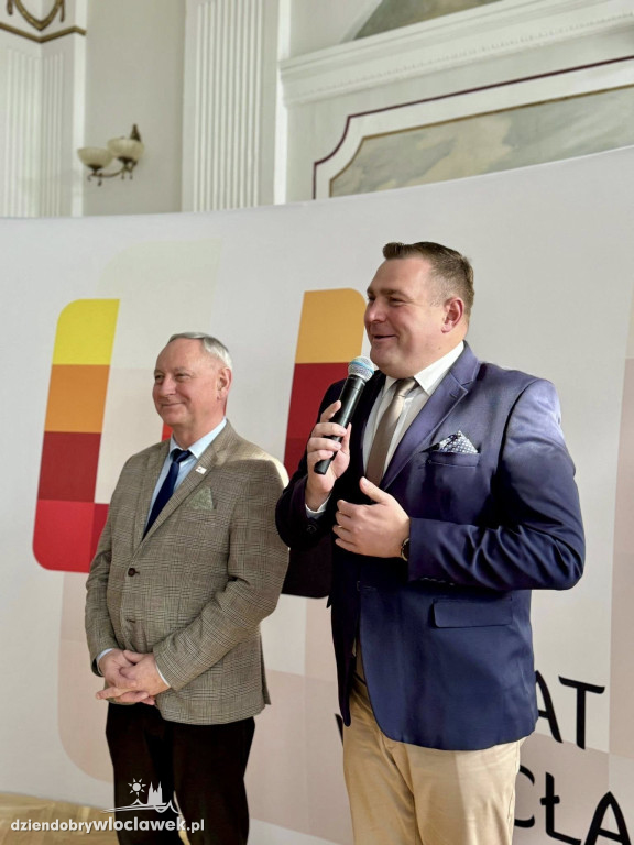 Powiat wsparł lokalne kluby sportowe