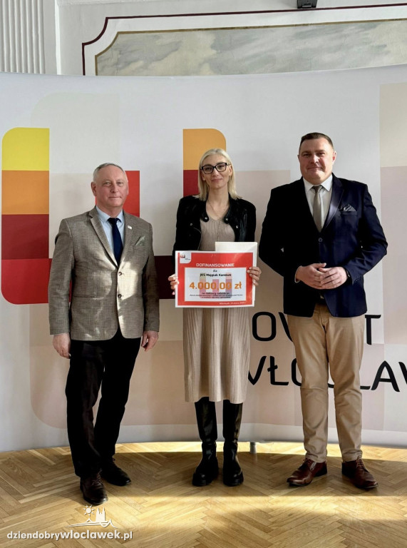 Powiat wsparł lokalne kluby sportowe