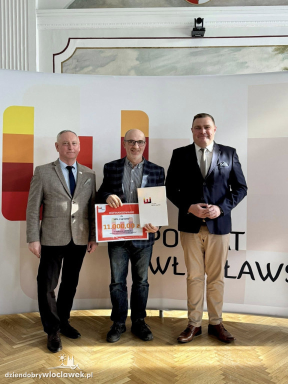 Powiat wsparł lokalne kluby sportowe
