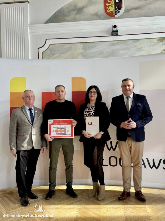 Powiat wsparł lokalne kluby sportowe