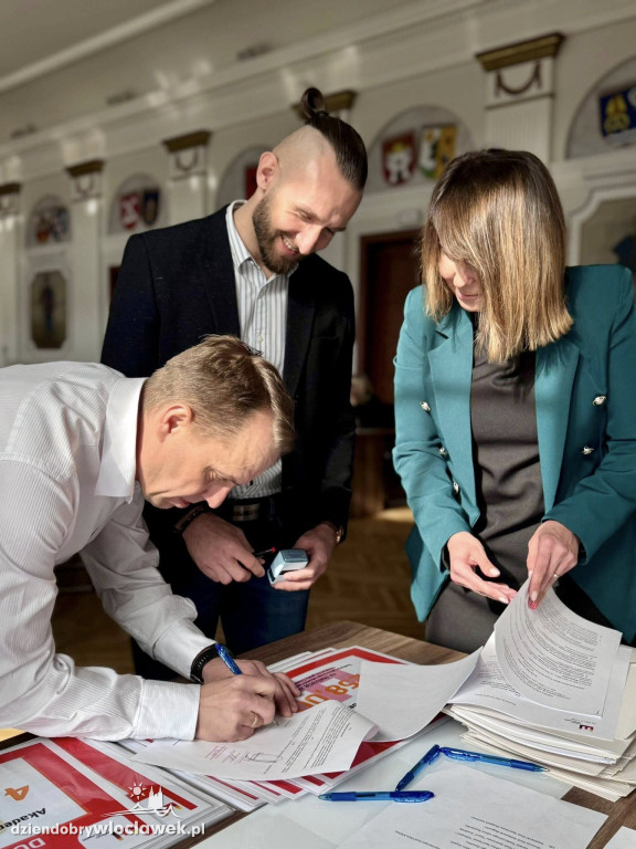 Powiat wsparł lokalne kluby sportowe