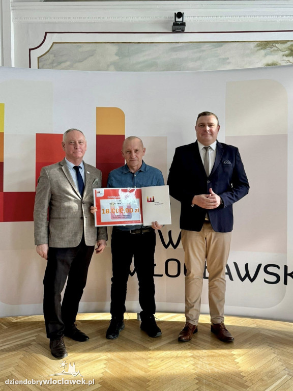 Powiat wsparł lokalne kluby sportowe