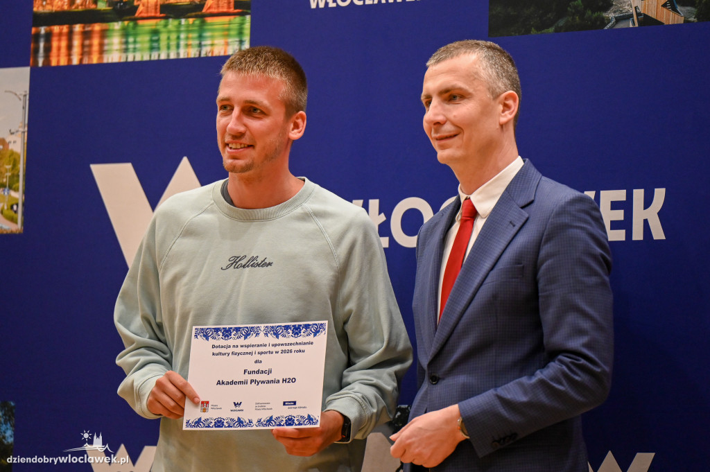 Wręczenie certyfikatów dla klubów sportowych