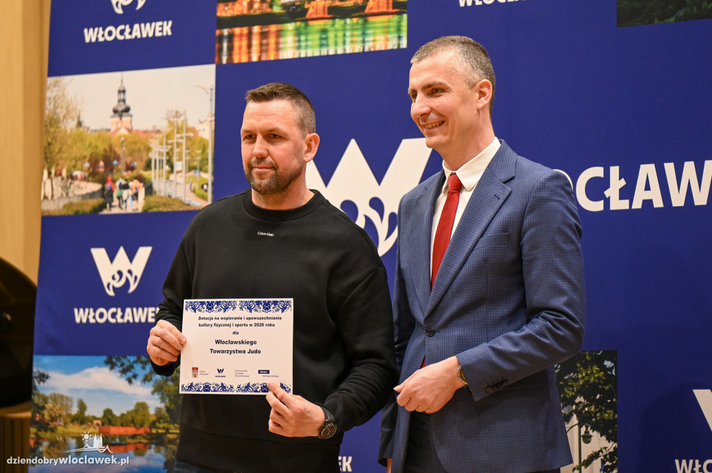Wręczenie certyfikatów dla klubów sportowych