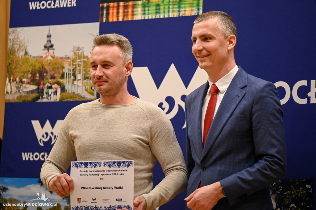 Wręczenie certyfikatów dla klubów sportowych