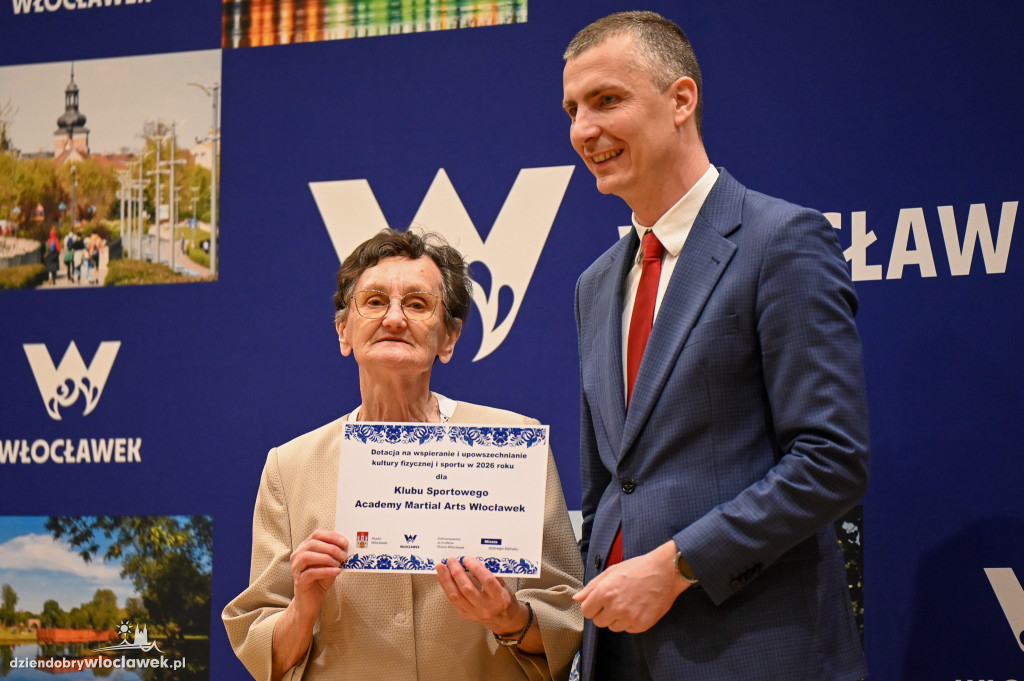Wręczenie certyfikatów dla klubów sportowych