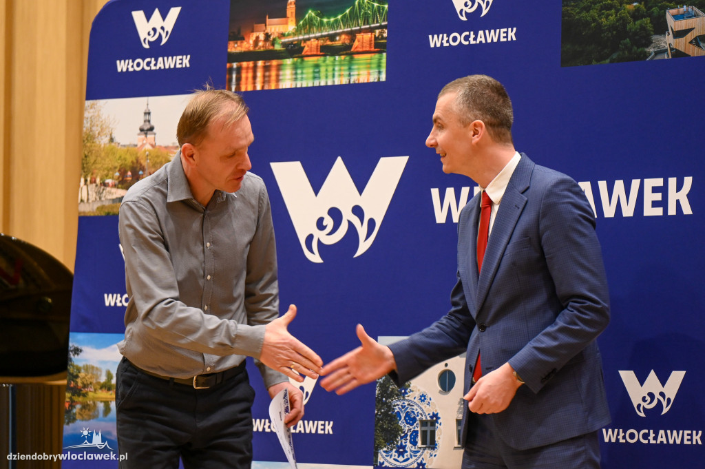 Wręczenie certyfikatów dla klubów sportowych