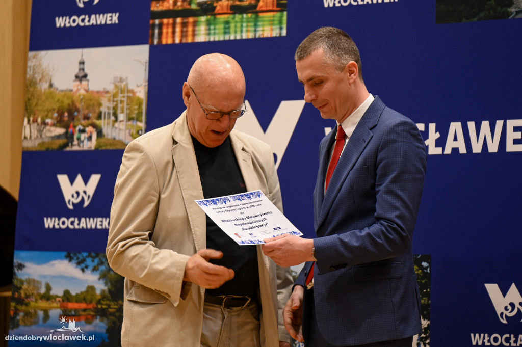 Wręczenie certyfikatów dla klubów sportowych