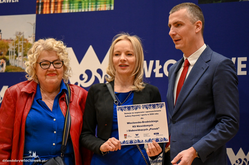 Wręczenie certyfikatów dla klubów sportowych