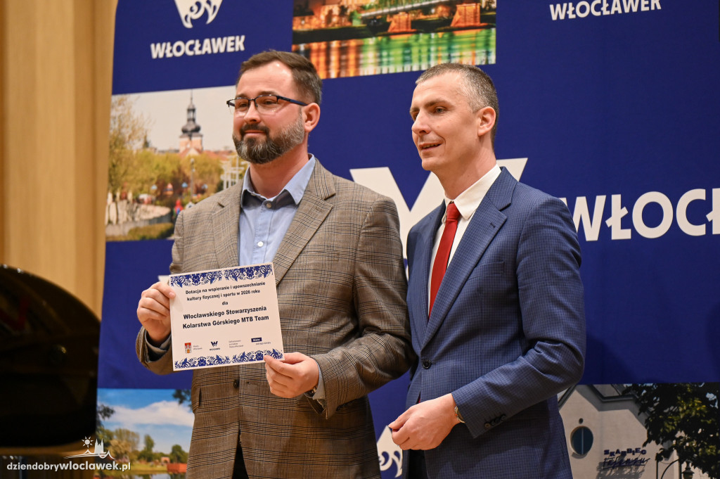 Wręczenie certyfikatów dla klubów sportowych