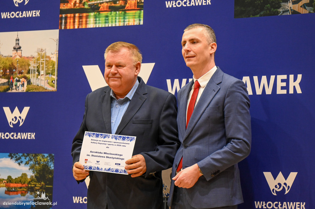 Wręczenie certyfikatów dla klubów sportowych