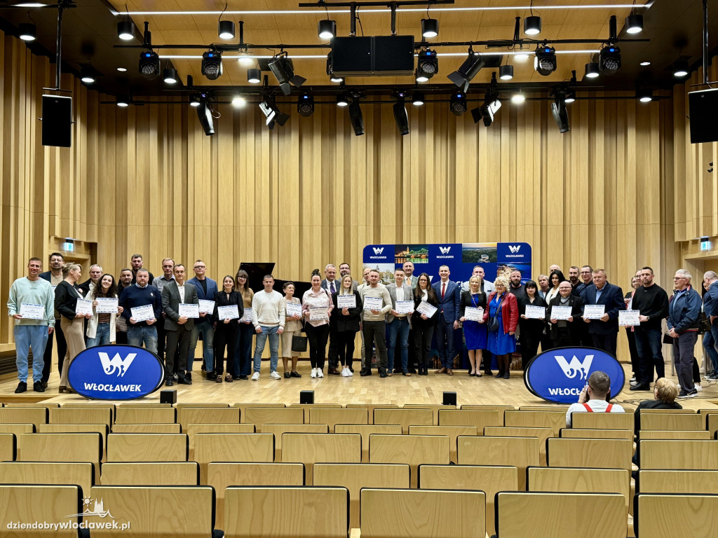 Wręczenie certyfikatów dla klubów sportowych