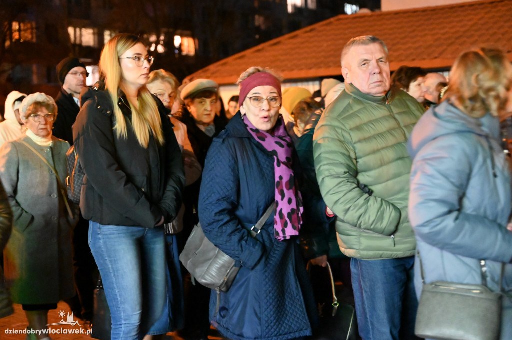 Droga Krzyżowa na Zazamczu
