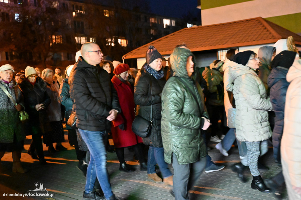 Droga Krzyżowa na Zazamczu