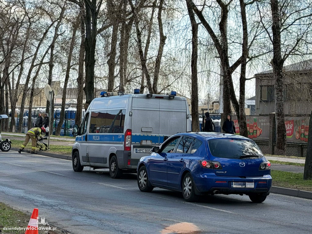Zderzenie aut na ulicy Wienieckiej