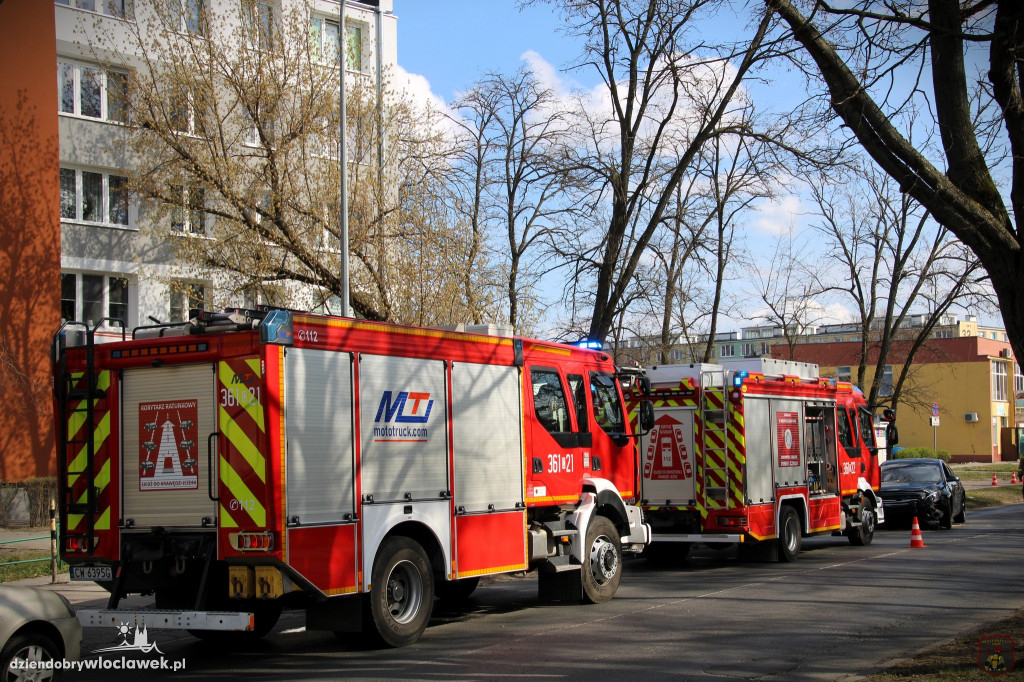 Zderzenie aut na ulicy Wienieckiej