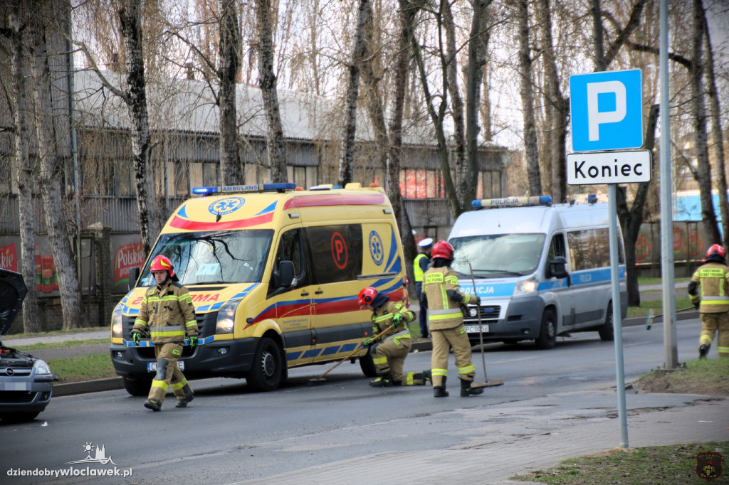 Zderzenie aut na ulicy Wienieckiej