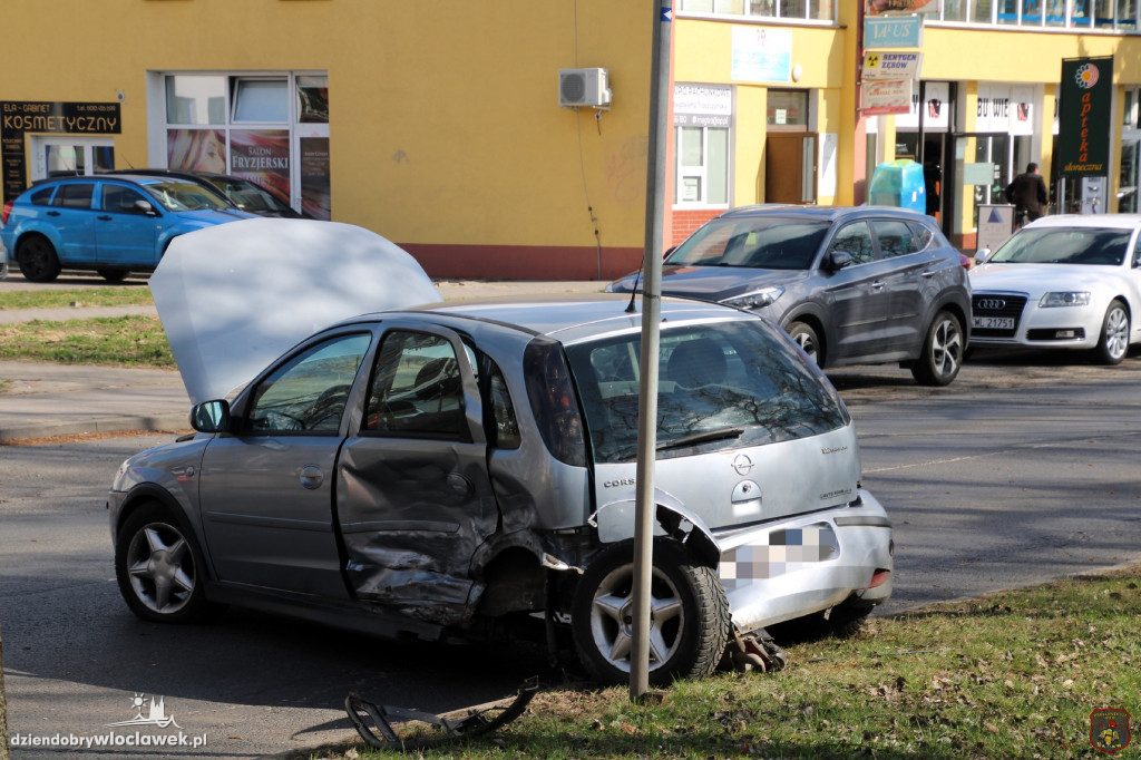 Zderzenie aut na ulicy Wienieckiej
