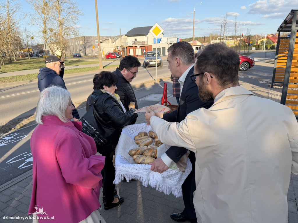 Zajączki i świąteczne życzenia na ulicach Włocławka